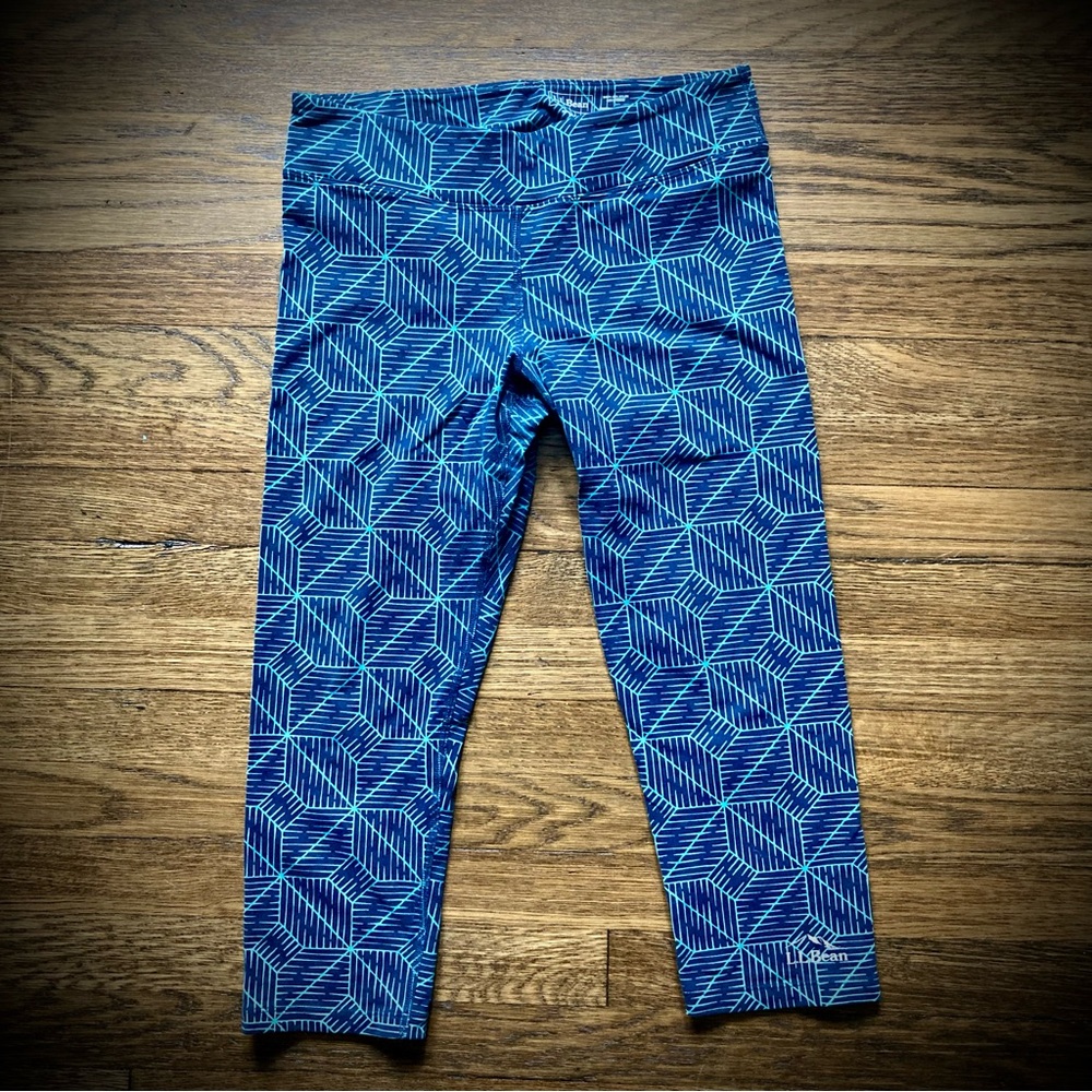 LL Bean Navy and Teal Cropped Leggings